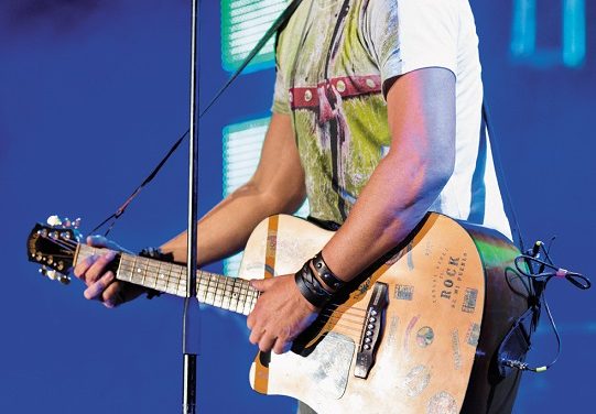 CARLOS VIVES, EL ARTISTA MAS NOMINADO AL GRAMMY LATINO YA LLEGA A VENEZUELA