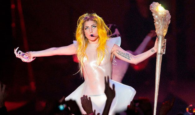 Lady Gaga y Eminem estarán en los primeros premios musicales YouTube