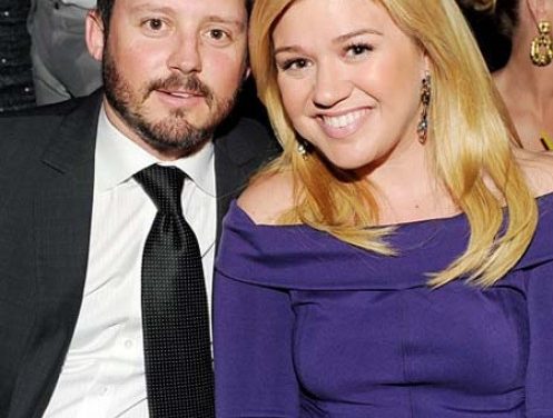 Kelly Clarkson anuncia su embarazo