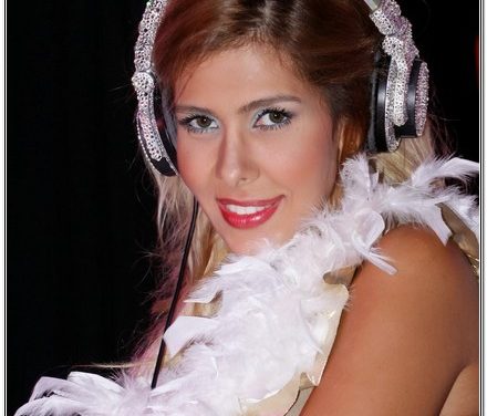 Victoria Lanz (@Victoria_Lanz) presentó su Sexy Show »Angels Erotic» en Ibiza Disco (+Fotos)