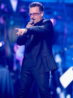 Bono hace cover de ‘Get Lucky’, éxito de Daft Punk