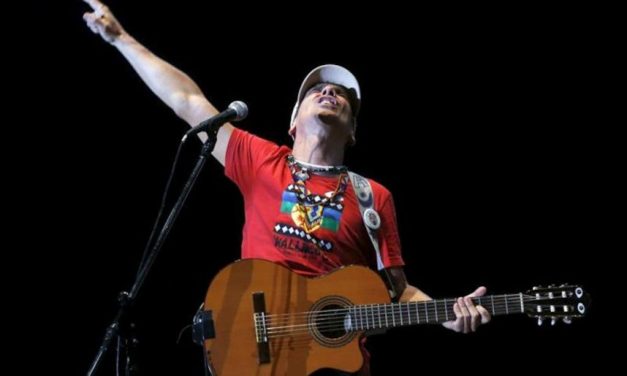 Manu Chao manda a Monsanto »fuera de Latinoamérica y del mundo»