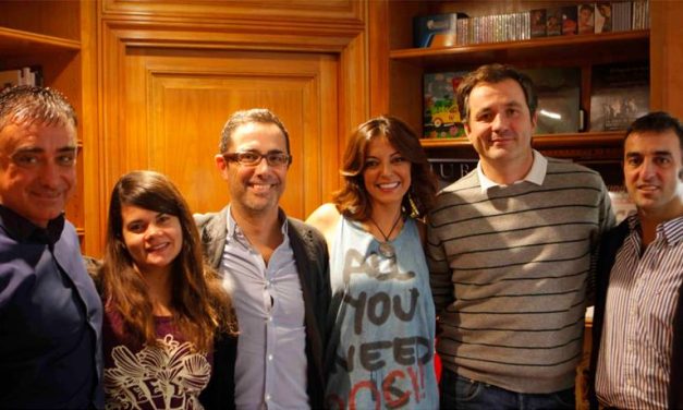MERCHE FICHA POR SONY MUSIC