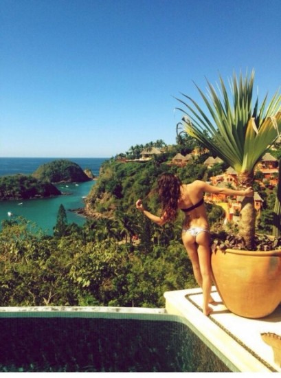 Lea Michele compartio esta sexy foto de sus vacaciones en México