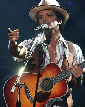 Bruno Mars advierte que ya no escribirá para otros cantantes