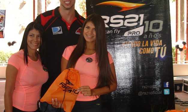 RS21 apoya el baloncesto de la mano  de Cocodrilos de Caracas
