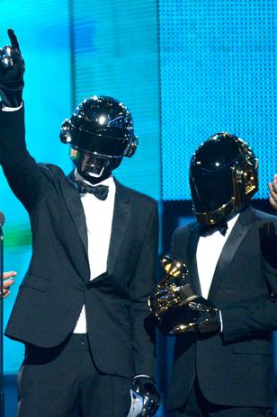 Daft Punk se llevó el Grammy a Mejor Grabación del Año por Get Lucky