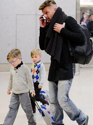 Ricky Martin busca felicidad tras romper con Carlos González