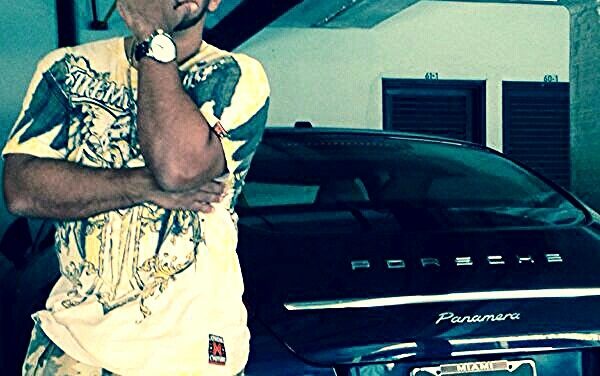 RUSSOMAN (@RUSSOMAN7) TE INVITA A PASAR ‘UNA NOCHE LOCA» (+Video)