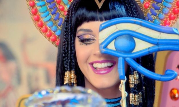 Katy Perry una sexy faraona en su videoclip ‘Dark Horse’ (+Video)