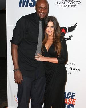 Khloe Kardashian sigue en contacto con exesposo Lamar Odom