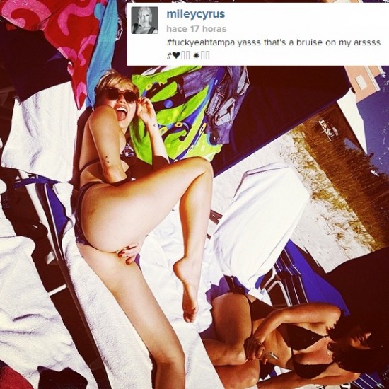 #Escandalosa Miley Cyrus publica provocativa foto tocando su parte íntima (+Foto)