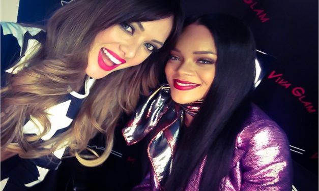 Rihanna en Coffee Break junto a Patricia Zavala (@PATRICIAZAVALAN) #CoffeeBreakRihanna