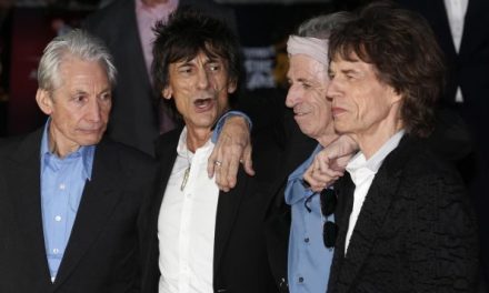 Los Rolling Stones arropan a Mick Jagger y prometen volver a Australia