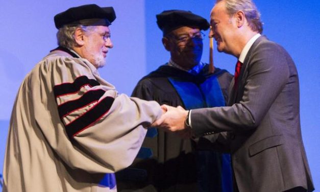 Plácido Domingo: El niño debe poder aprender música sin darse cuenta