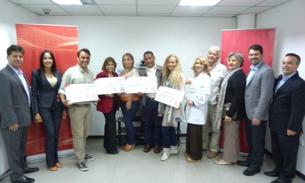 Digitel entrega recursos del Fondo de Conexión Social en la Región Oriente