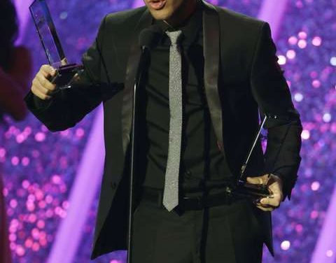 Lista completa de ganadores en premios Billboard Latinos 2014