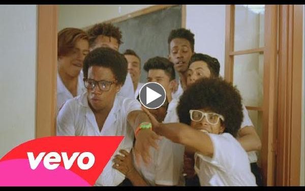Carlos Vives estrena el video musical ‘El mar de sus ojos’, junto a ChocQuibTown (+Video)