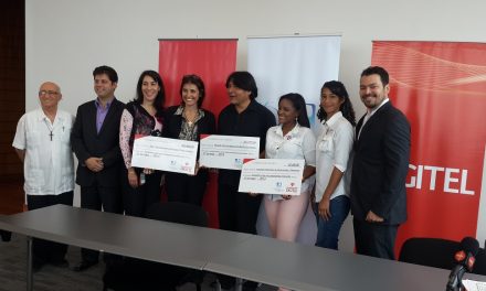 Digitel entrega recursos del Fondo de Conexión Social en la Región Gran Caracas