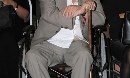 Roberto Gómez Bolaños (Chespirito) se encuentra muy delicado de salud