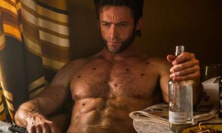 Hugh Jackman hace desnudo en ‘X-Men: Días del Futuro Pasado’