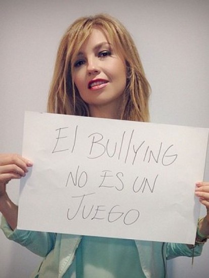 Thalía revela que sufrió de bullying