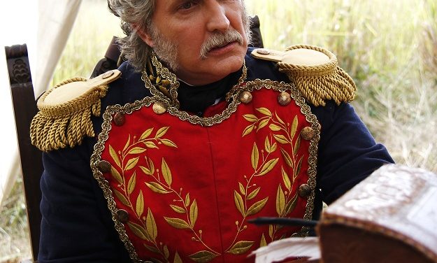 #Entrevista: Henry Galué estrena »Guerreras y centauros»’