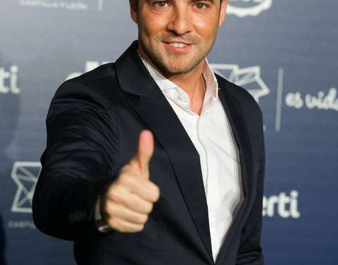 David Bisbal aparece con su novia en nuevo videoclip ‘Hoy’ (+Video)