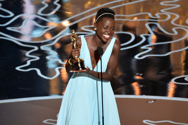 La meta de Lupita Nyong’o tras ganar el Oscar: ¡No caer!