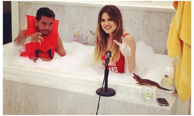 Khloe Kardashian y su cuñado son fotografiados en la bañera (+Foto)