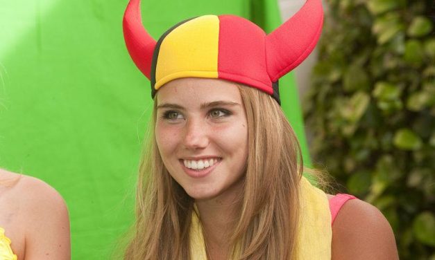 La bellisima fan belga Axelle Despiegelaere, la novia del Mundial de Brasil (+Fotos)