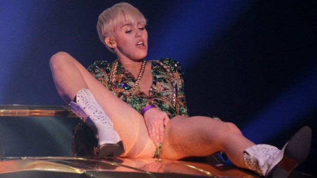 Prohíben concierto de Miley Cyrus en la República Dominicana