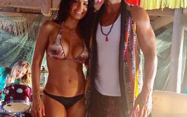 Ricardo Arjona estrena videoclip acompañado de venezolana Norelys Rodríguez (+Video)