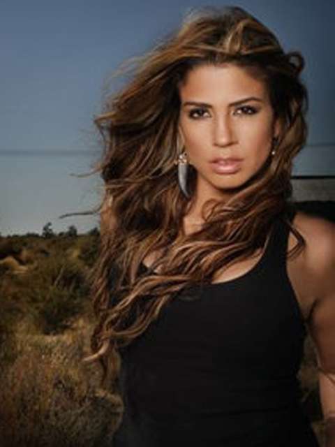 Lena Burke graba video en Miami