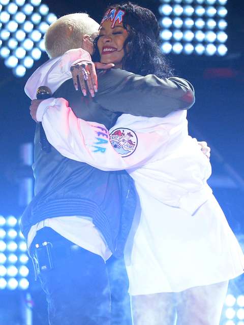 Rihanna acompañó a Eminem en festival Lollapalooza 2014 (+Video)