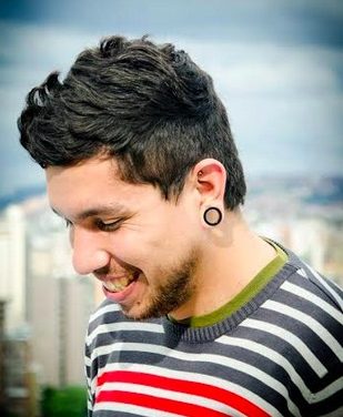 Leo Rojas reafirma sus logros en el mundo digital.