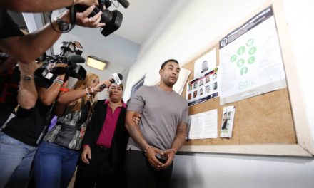 Don Omar permanece en prisión tras detención por violencia doméstica