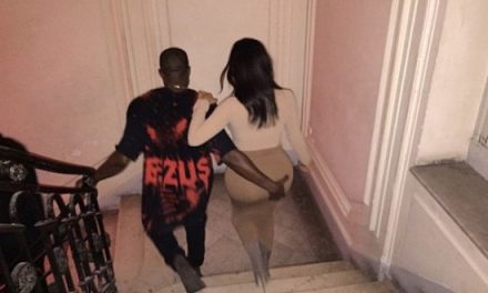 Kim Kardashian muestra orgullosa a Kanye West agarrándole el trasero (+Foto)