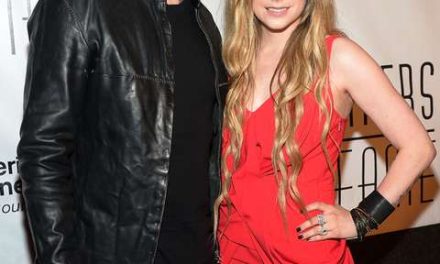 Avril Lavigne podría divorciarse a un año de matrimonio