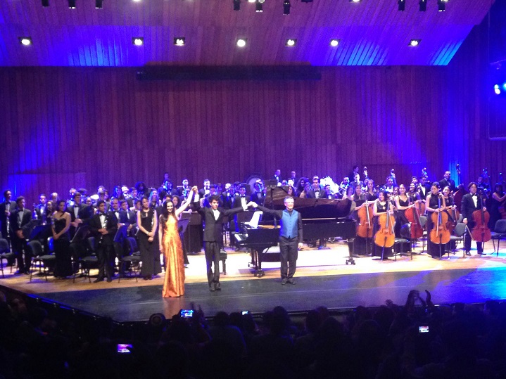 Banda Sinfónica Juvenil Simón Bolívar es ovacionada en Bogotá