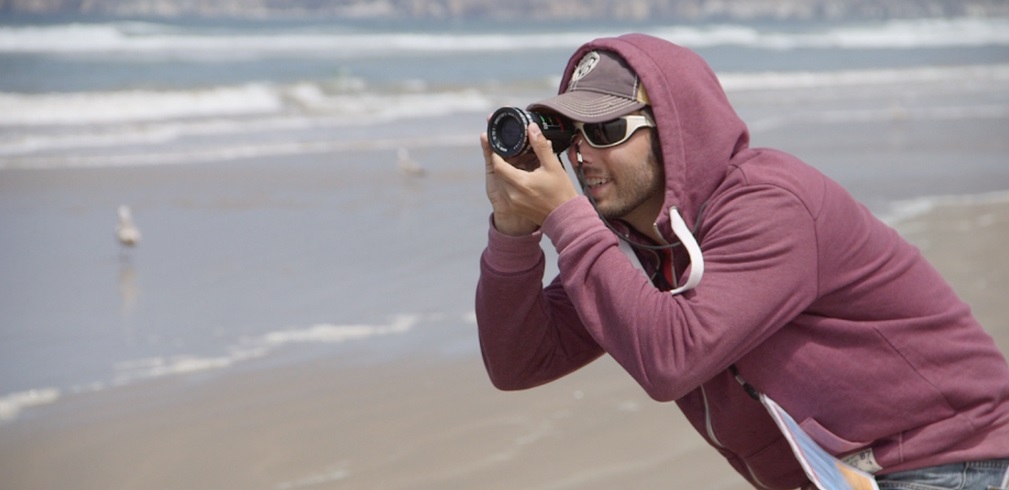 Miguel Ferrer dirigirá videos de artistas venezolanos.