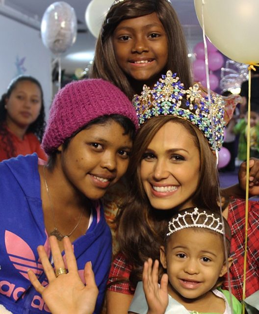 DEBORA MENICUCCI DE LA MANO CON LA »FUNDACIÓN MARIA KALLAY»