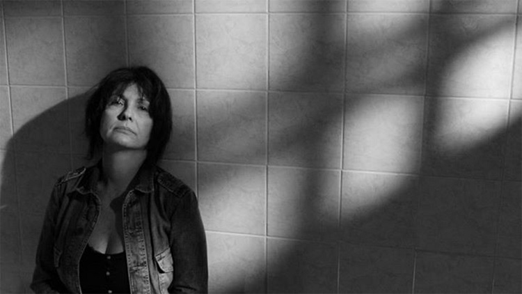 Mad Cholo Producciones presenta a JULIE RESTIFO y JOSETTE VIDAL en LA ROCA
