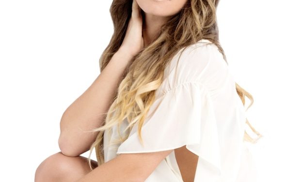 Romina (@RominaMusica) lleva el amor como un »Llaverito»
