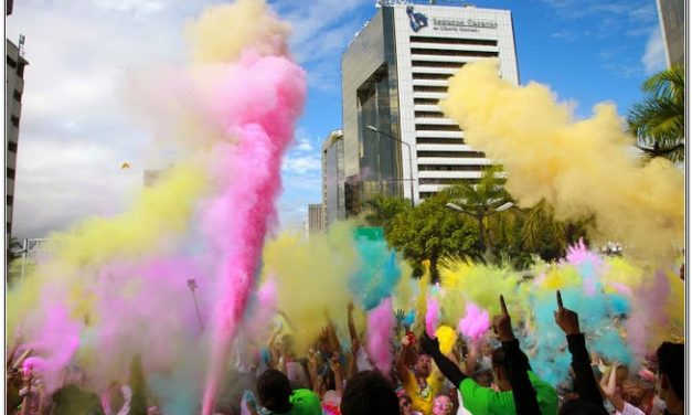 Caracas volvió a sentir la alegría del color (+Fotos)