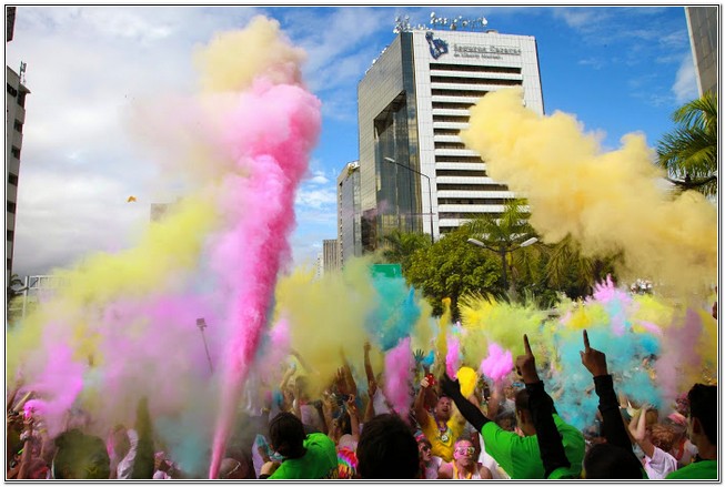 Caracas volvió a sentir la alegría del color (+Fotos)
