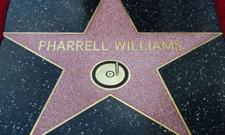 Pharrell Williams recibió su estrella en el Paseo de la Fama (+Fotos)