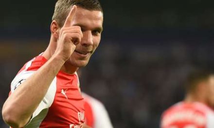 Arsenal confirma el préstamo de Podolski al Inter de Milán