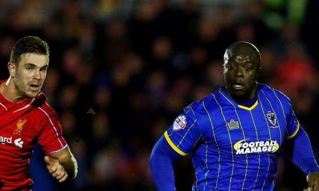 Akinfenwa, el talentoso goleador de más de 100 kilos (+Video)