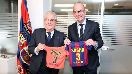Sasha, el hijo de Piqué y Shakira, socio 155.629 del Barça